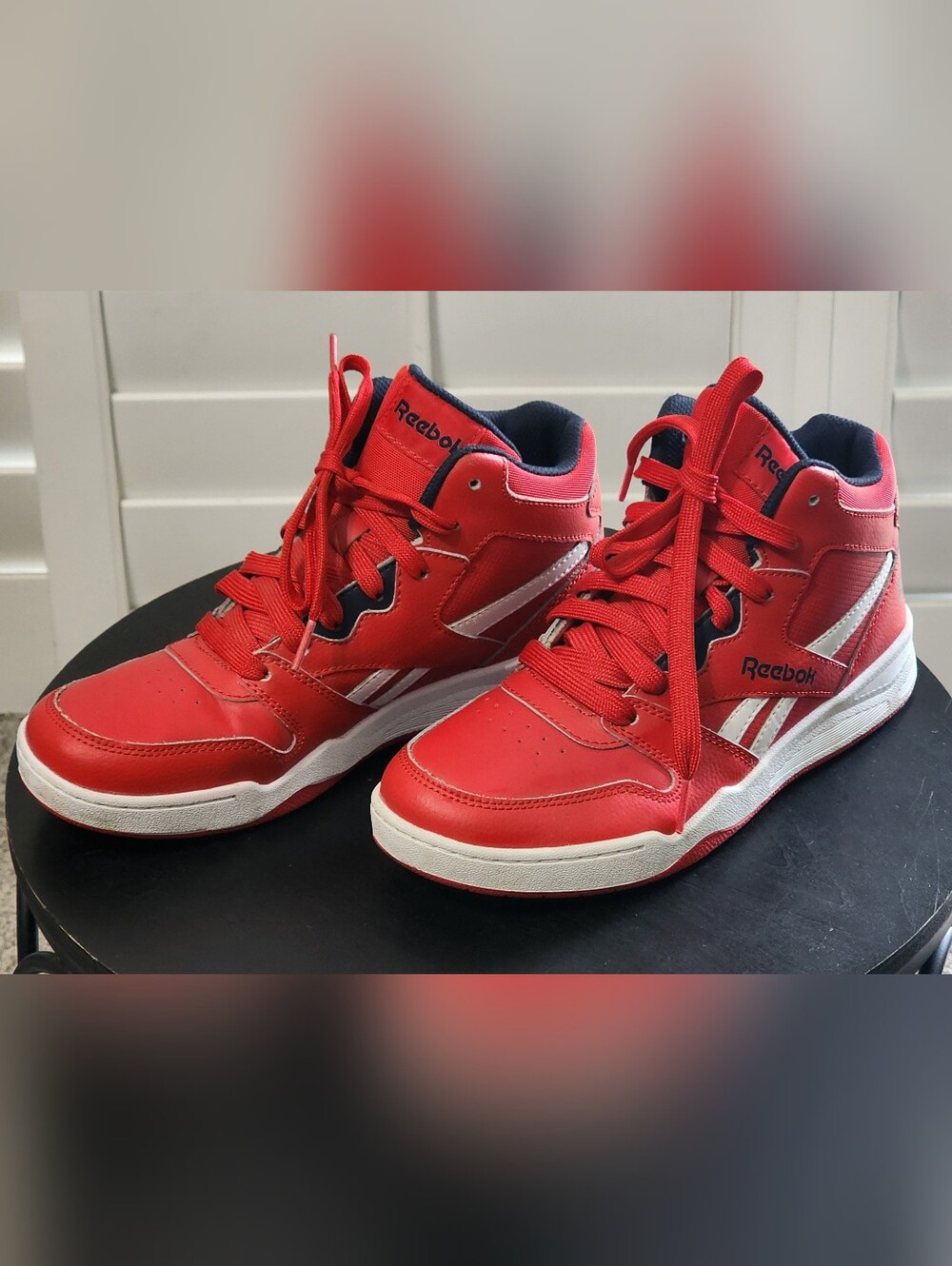 Reebok Red High Top, Boys Size 5 & 1/2 BB4500 Kids Athletic Shoes, Great Cond.